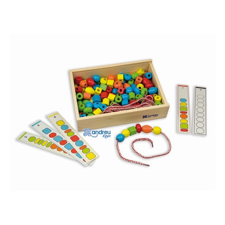 JUEGO ANDREUTOYS FORMAS PARA ENSARTAR + 10 CORDONES + 10 PLANTILLAS CAJA DE 150 UNIDADES SURTIDAS